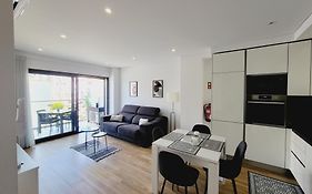 Charming Apartment Monte Residence On Top Floor.